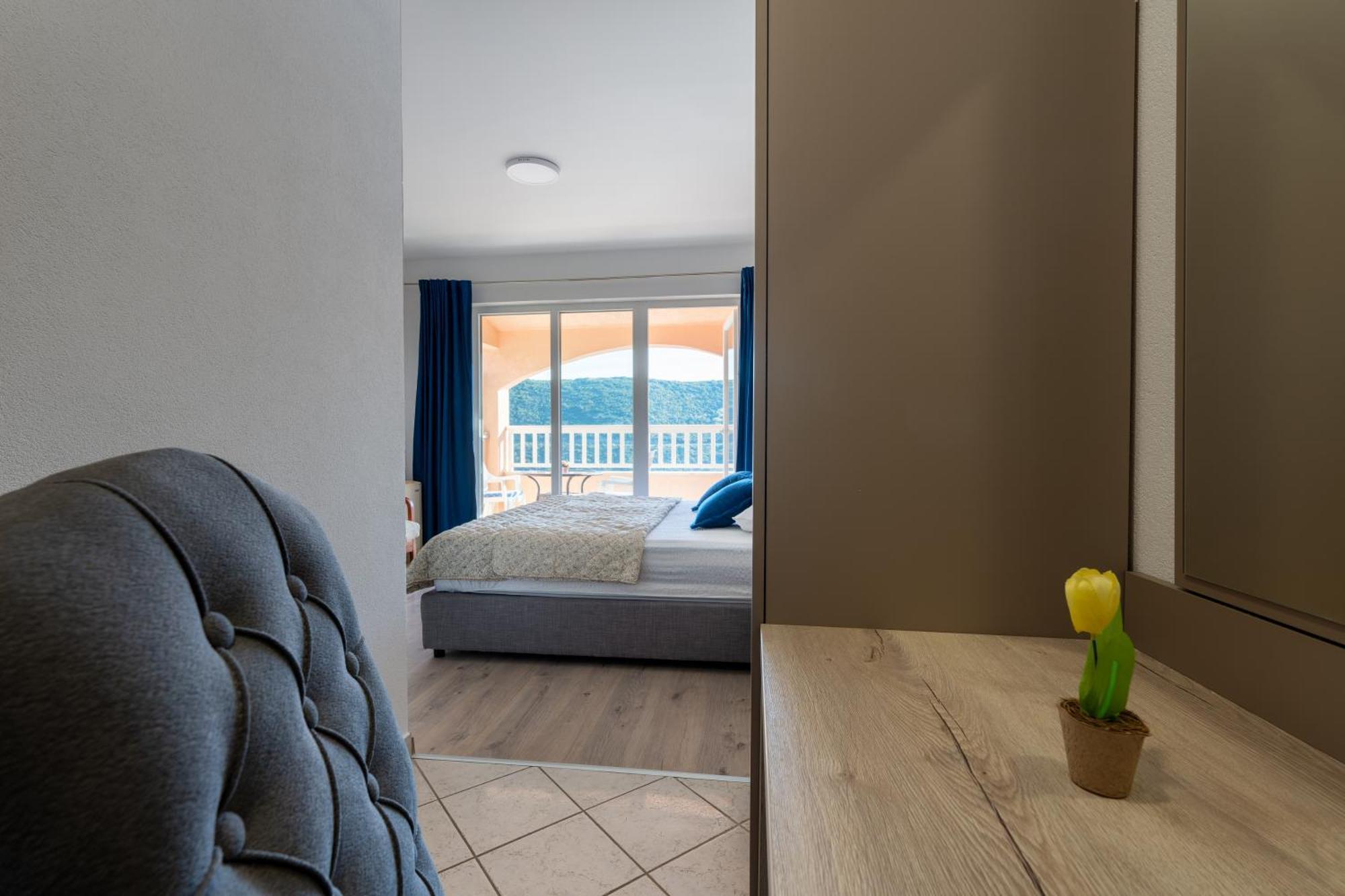 Apartments Obradovic Неум Екстериор снимка