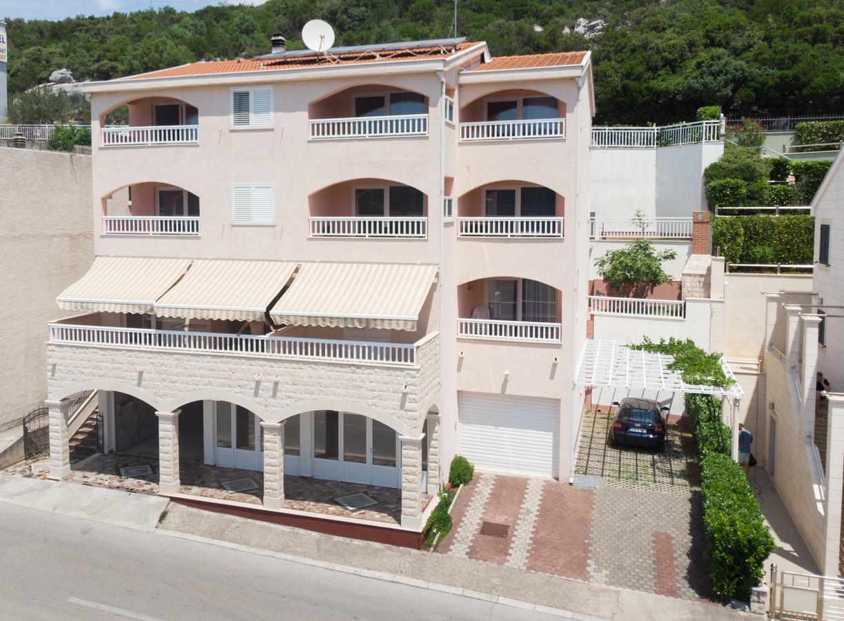 Apartments Obradovic Неум Екстериор снимка